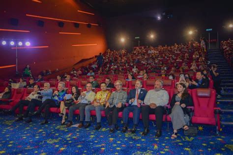 El Festival de Cine de Kuala Lumpur: Un Encuentro Inesperado entre Cine Independiente y la Cultura Malaya